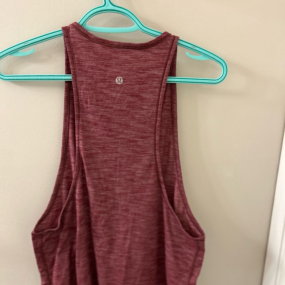 Lot of 4 lululemon tanks. Like new. Never worn to work out.
